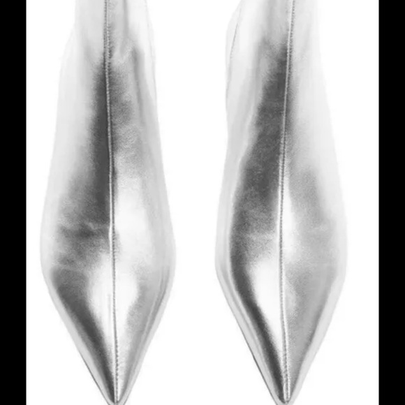 Mango Daddy Women's Metallic Silver Genuine Leather Ankle Boot 37 - Picture 2 of 12